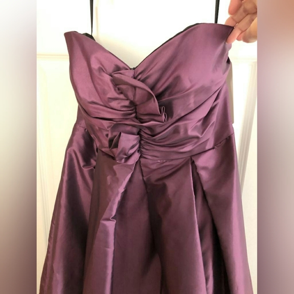 Priscilla's of Boston Evening Gown. Blackberry size 16 NWT - Picture 2 of 6